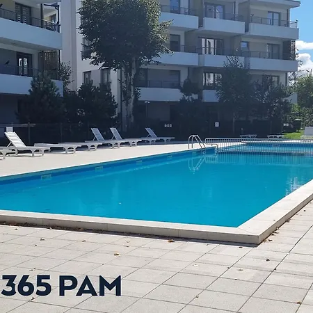 Celebryta - Basen Zewnetrzny, Kort Tenisowy, Silownia, Plac Zabaw, Boisko - 365pam Διαμέρισμα Ustronie Morskie